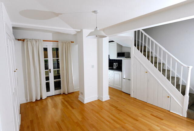 Main image of property: Thorne Road, London, SW8