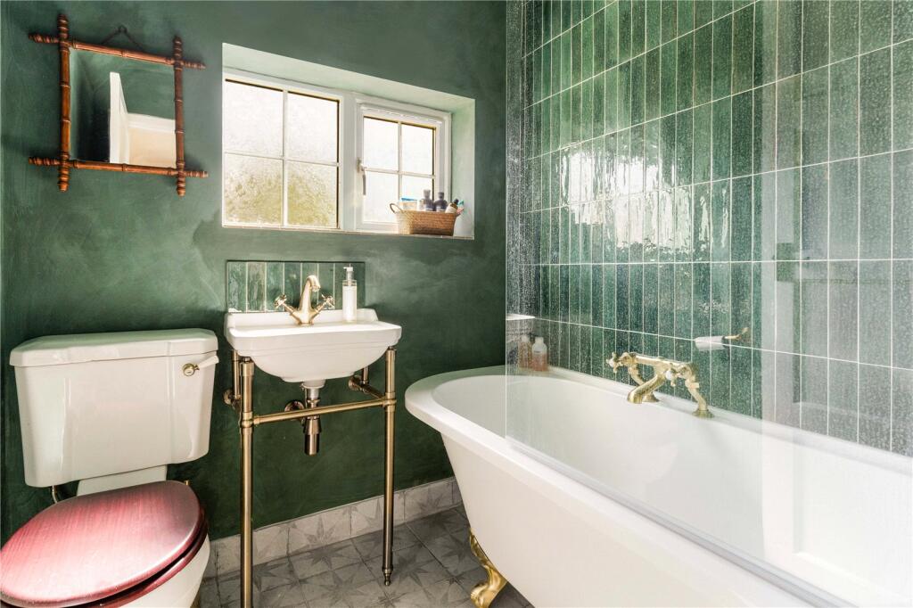 House in Uttlesford, Great Canfield - More