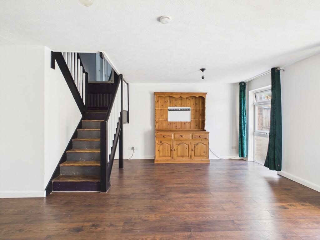 House in Redhill - View 5