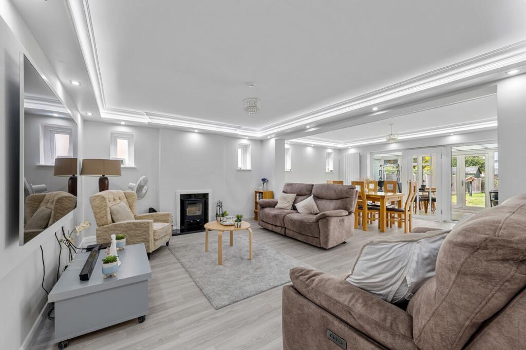 Main image of property: Kingswood Lane, Warlingham, CR6