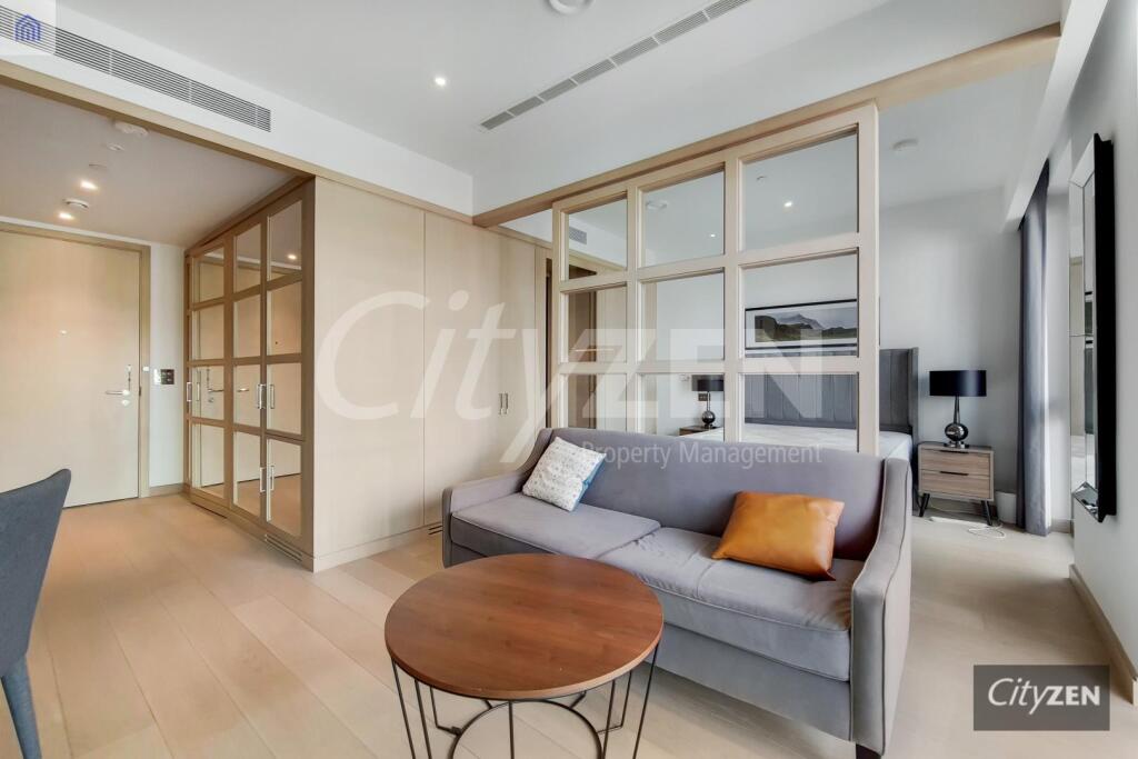 Studio flat for rent