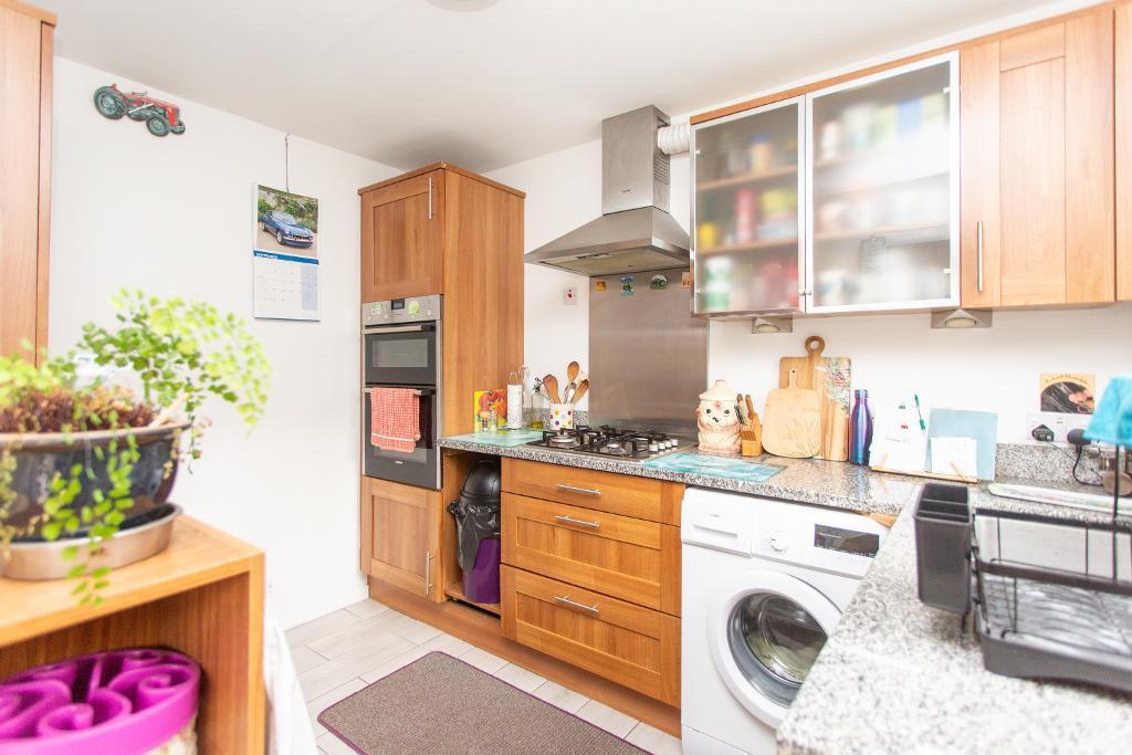 Mill Close, Heathfield, East Sussex, TN21 0XB photo 3