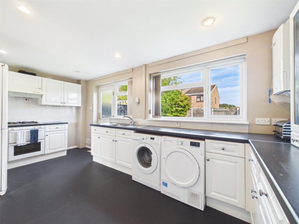 House in Worcester, Worcestershire - More