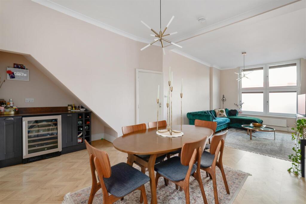 Main image of property: Kingston Road, Raynes Park