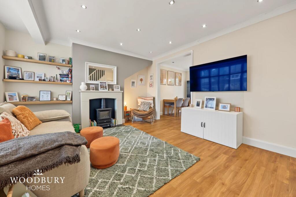 Southern Drive, Loughton, IG10 photo 2
