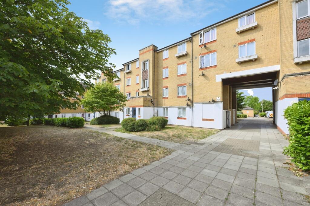 Main image of property: Dads Wood, Harlow