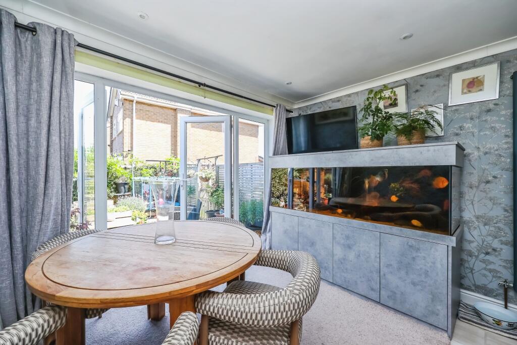 Frances Grove, Hucknall, Nottingham, NG15 - View 4