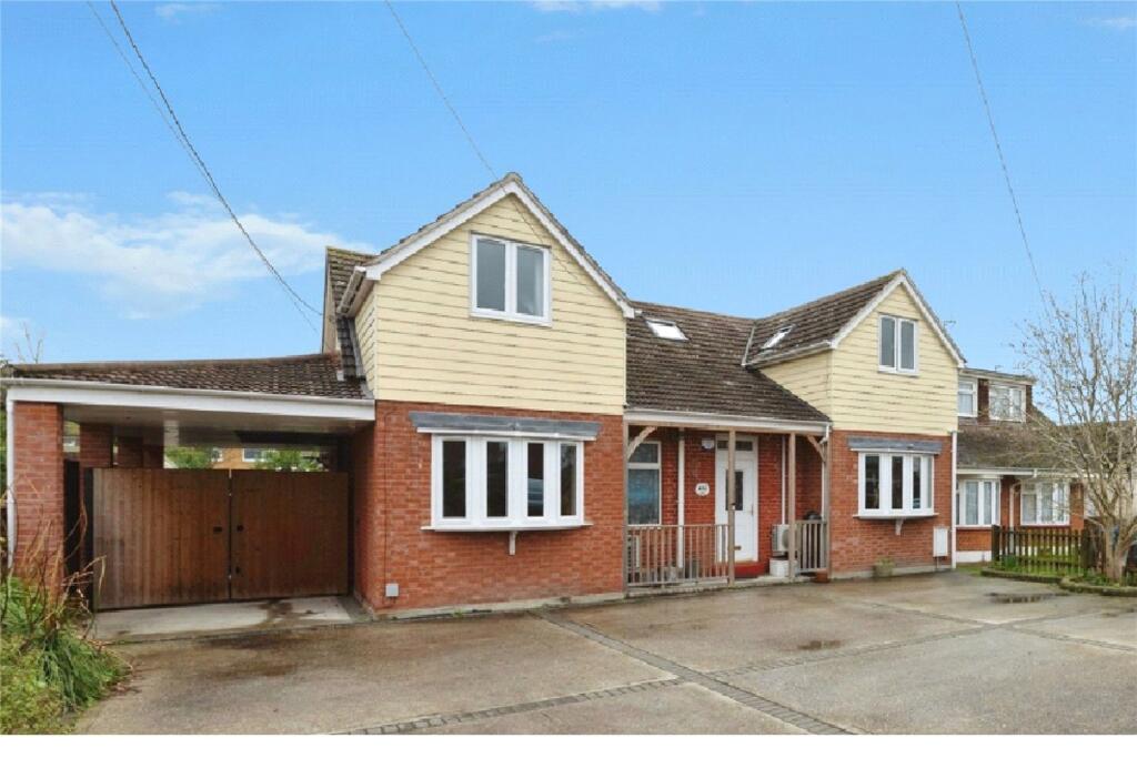 Main image of property: Ashingdon Road, ROCHFORD, Essex, SS4