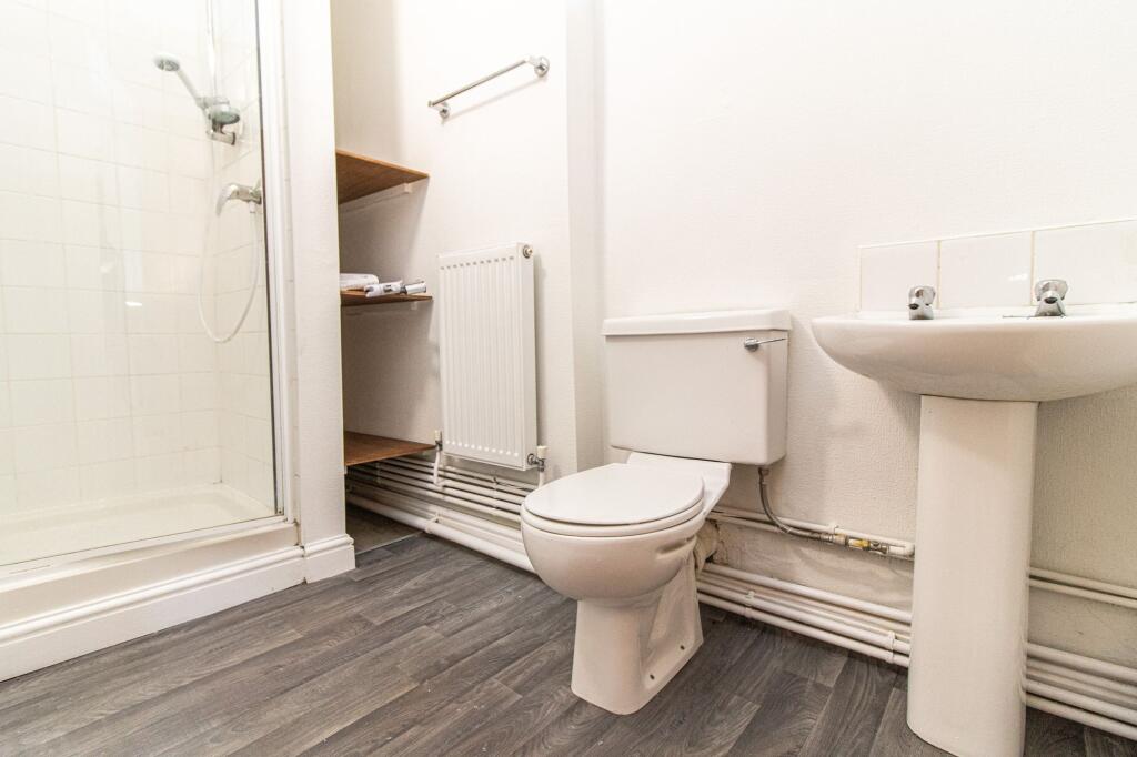 Apartment in Barry, Gibbonsdown - More