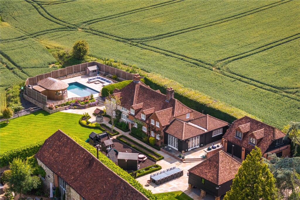 Main image of property: Harps Oak Lane, Merstham, Redhill, Surrey, RH1