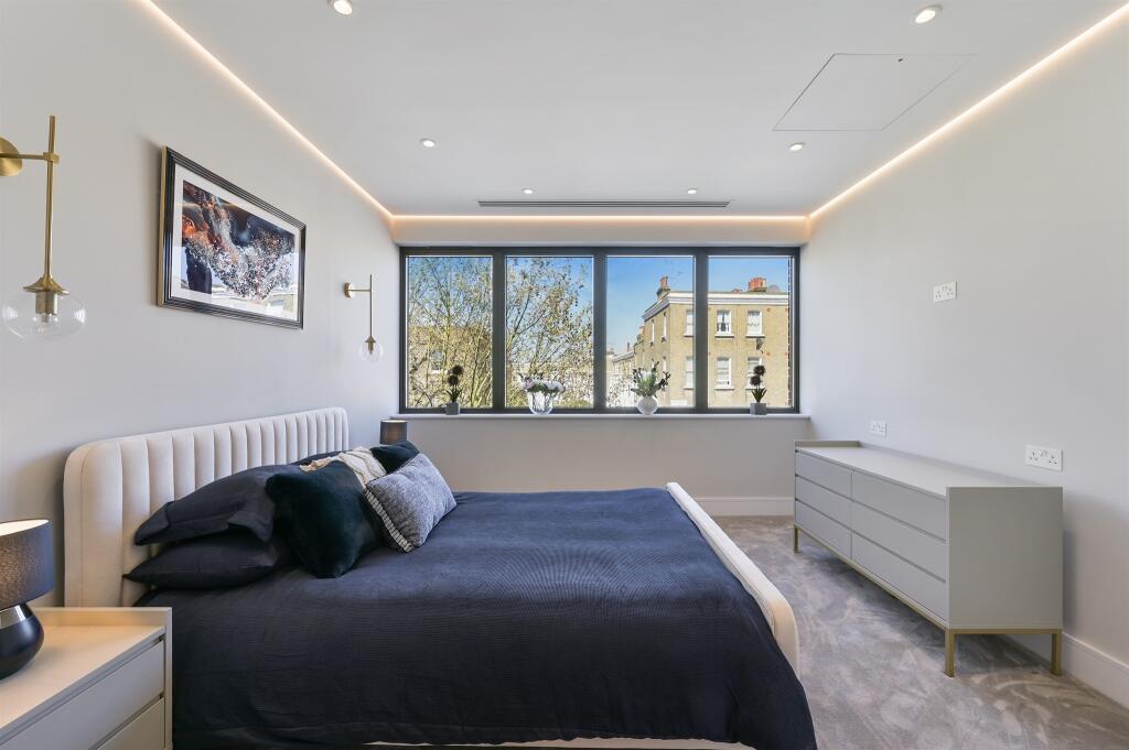 Apartment in London - View 4