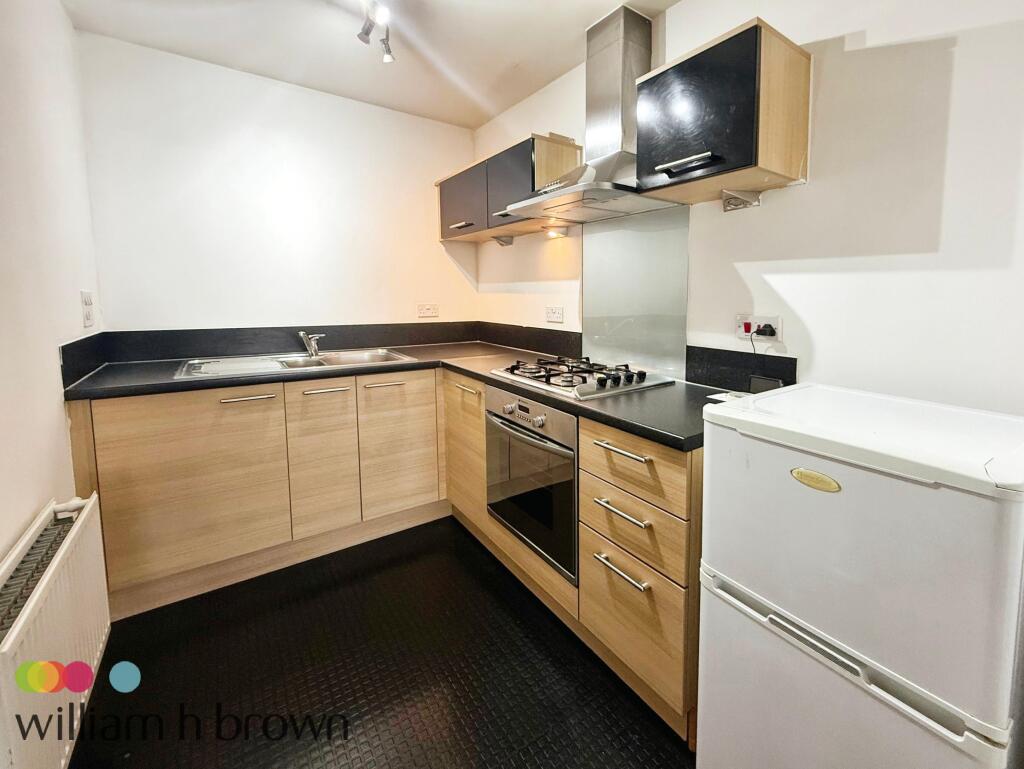 Apartment in Romford - View 2