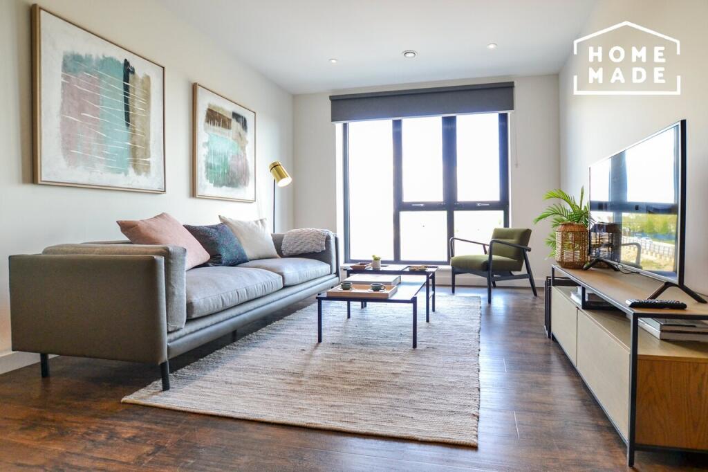 Main image of property: Greenford Quay, Greenford, UB6