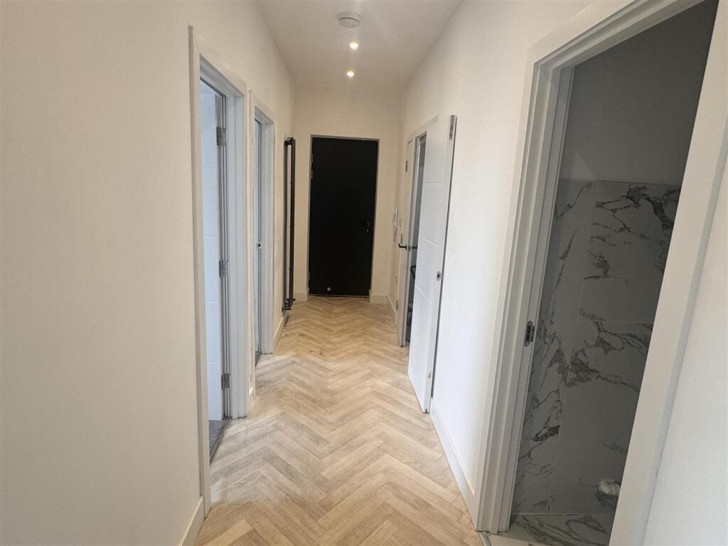 Apartment in Birmingham - View 5