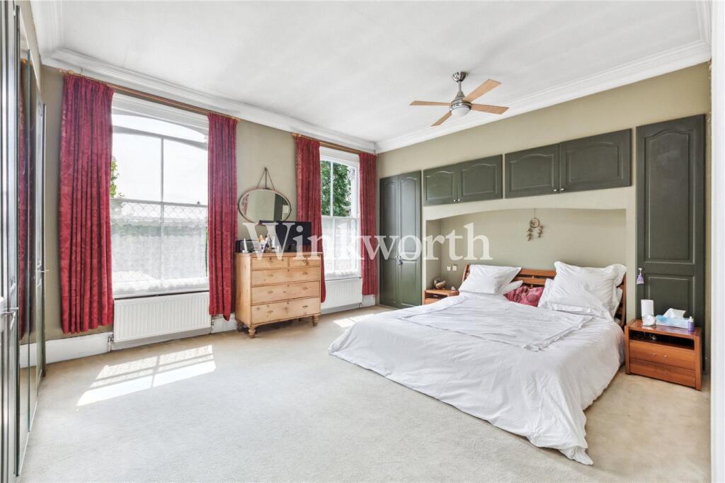 House in London, Brownswood Park, Stoke Newington - View 3