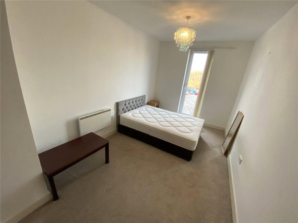 Apartment in Manchester - More