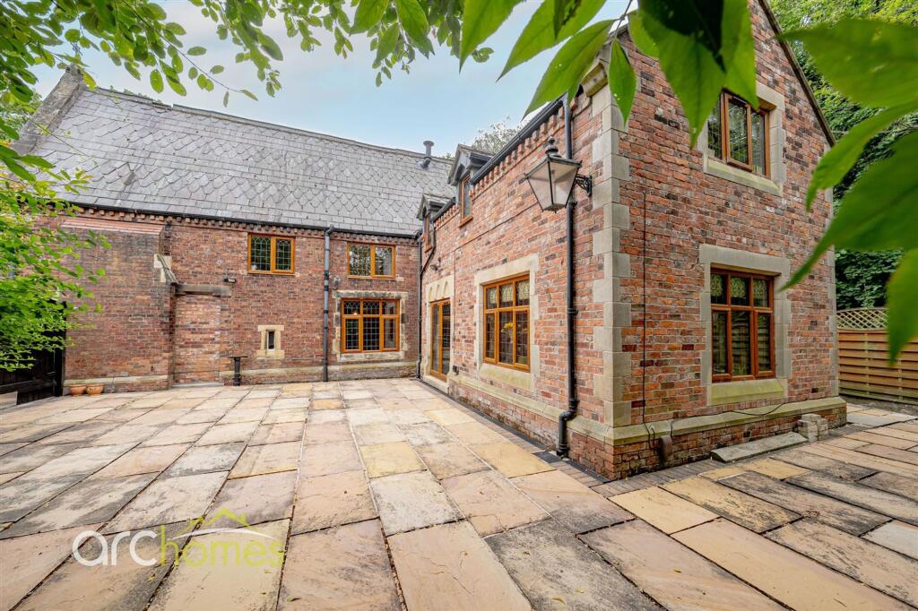 House in Wigan, Lilford - View 5