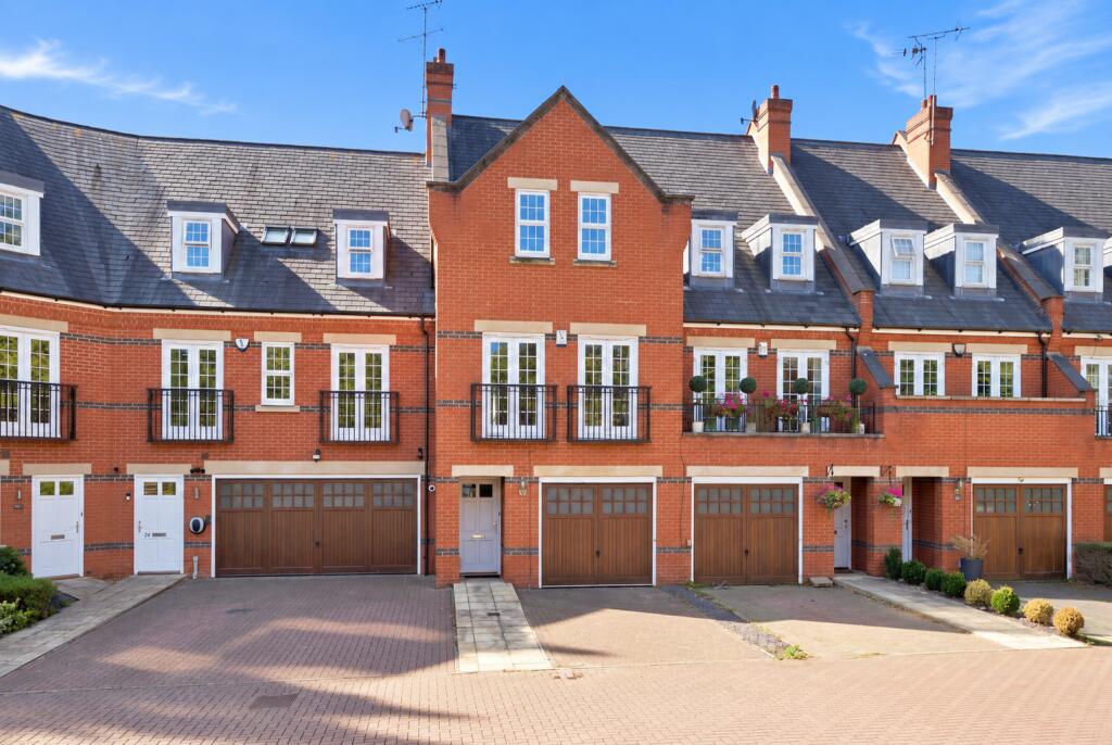 Main image of property: Boyes Crescent, London Colney, St. Albans, Hertfordshire, AL2