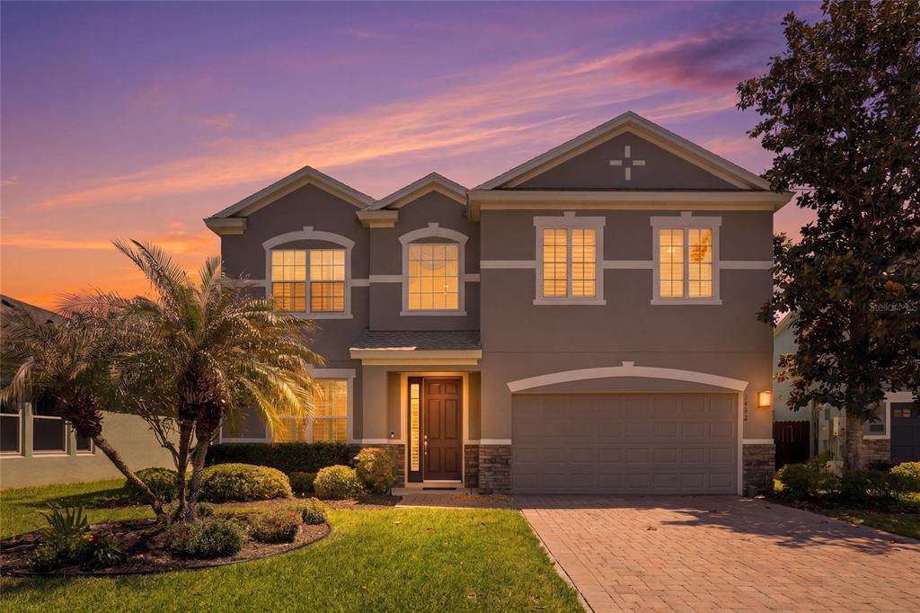 Main image of property: Florida, Polk County, Davenport