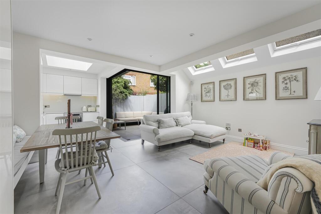 Lambrook Terrace, Fulham - View 2