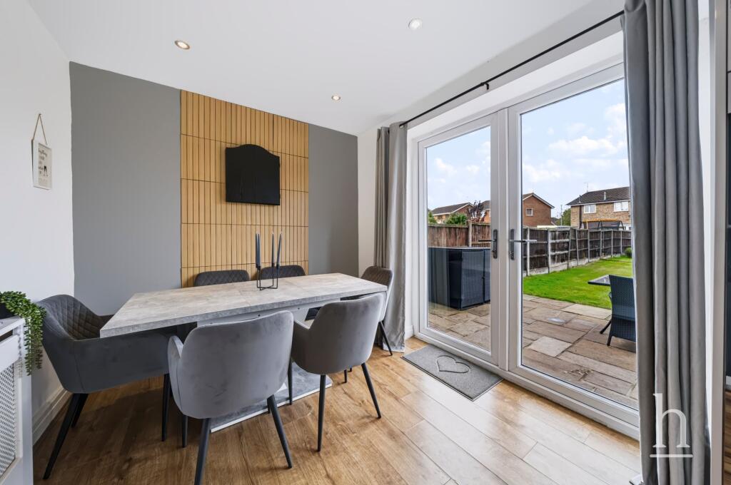 Coombe Road, Irby, CH61 photo 4