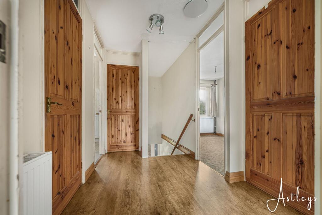 Apartment in Newton, West Cross, Mumbles - More