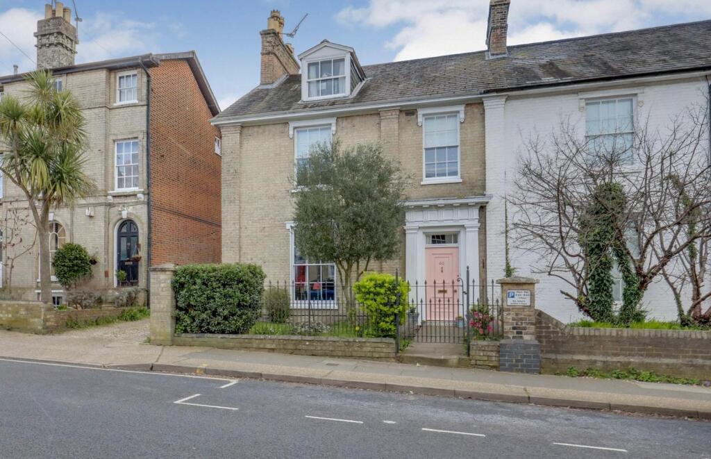 Main image of property: Close Christchurch Park