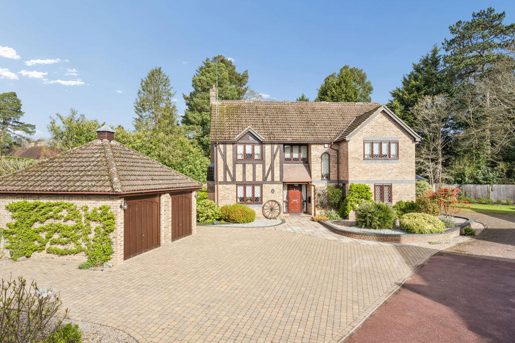 Main image of property: Hammond End, Farnham Common