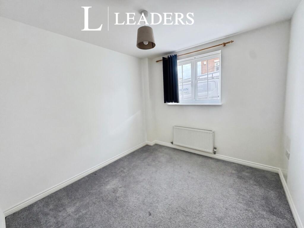 Apartment in Mansfield, Berry Hill - More