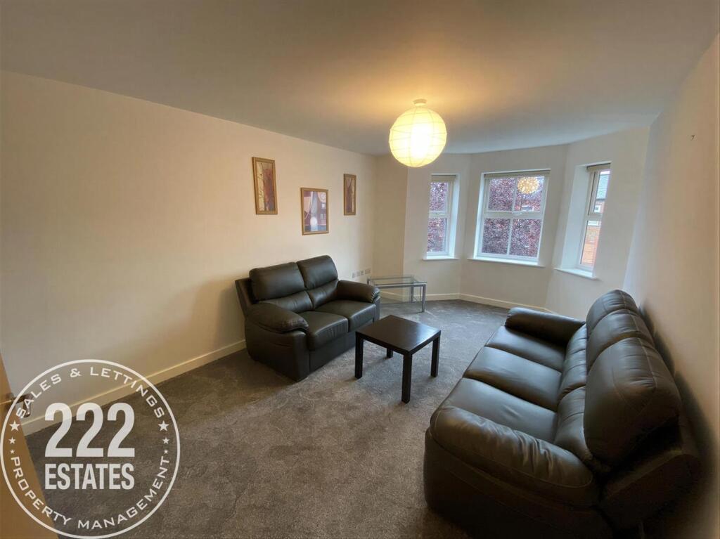 Apartment in Warrington, Westy, Latchford - View 2