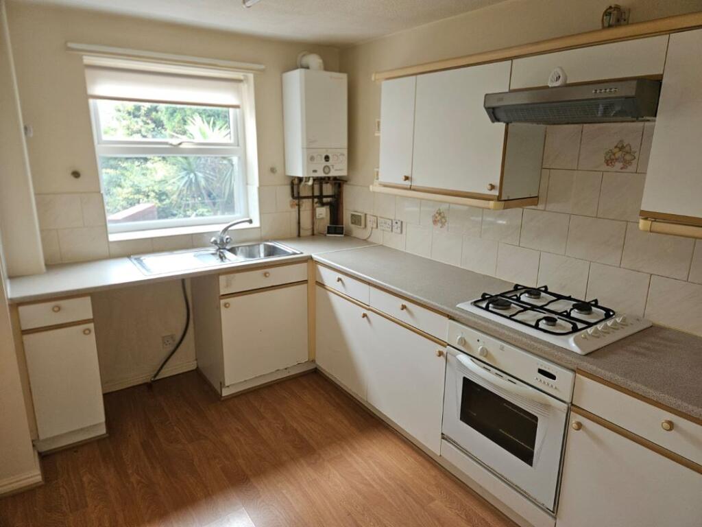 30 Belfry Court, Wakefield, West Yorkshire, WF1 3TY photo 2