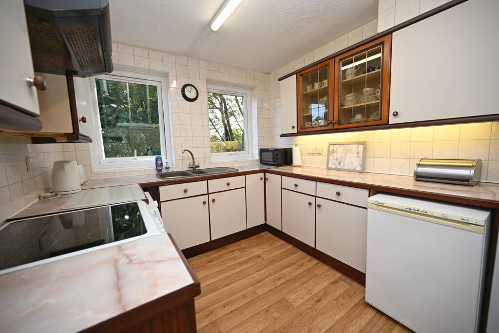 Apartment in Barnsley, South Yorkshire - View 4