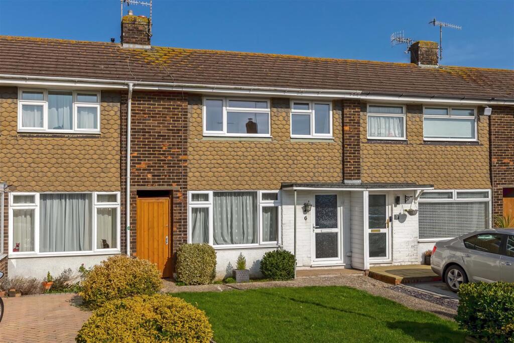 Main image of property: The Deneway, Lancing
