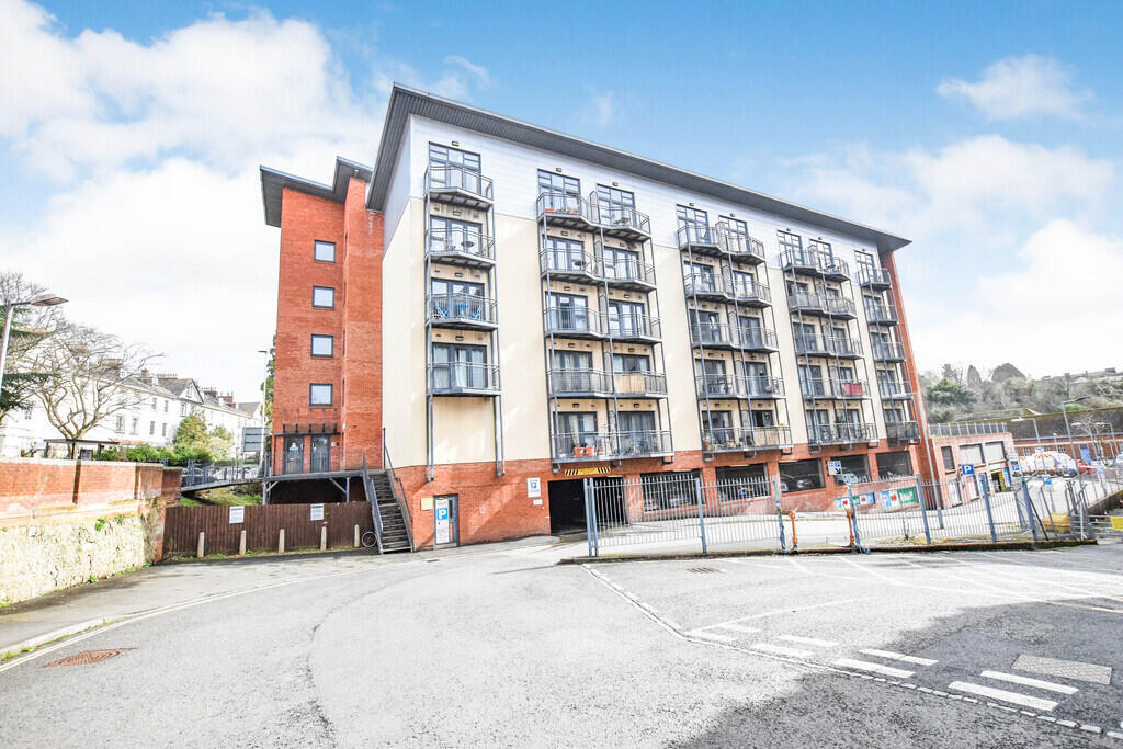 Main image of property: New North Road