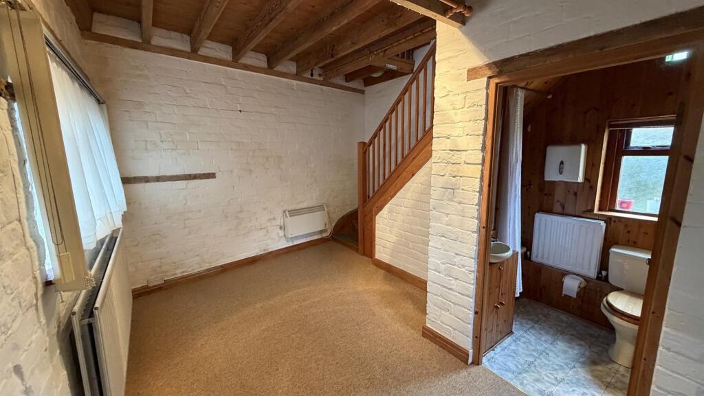 House in Shrewsbury, Sutton Park - View 2