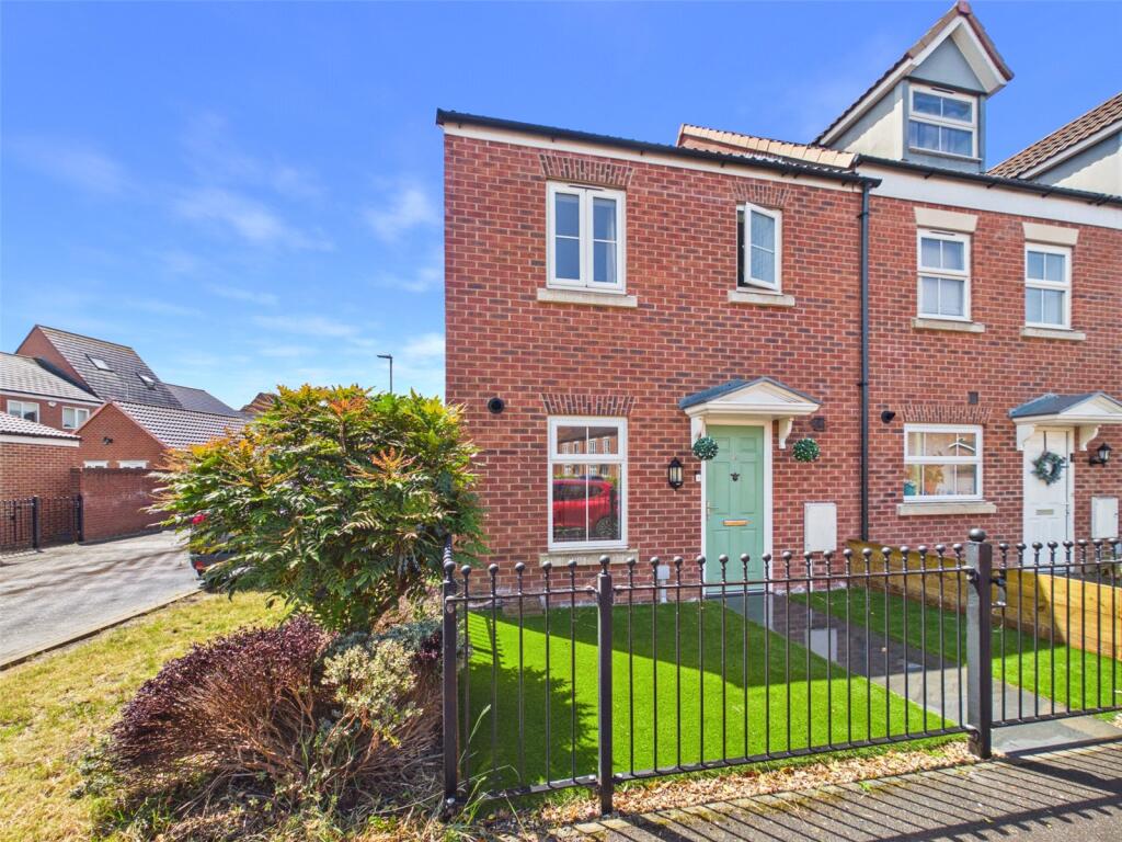 Main image of property: Lossiemouth Road Kingsway, Quedgeley, Gloucester, Gloucestershire, GL2