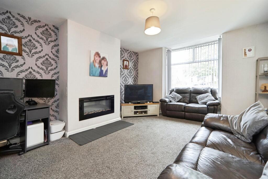 Keighley Road, Bingley photo 2