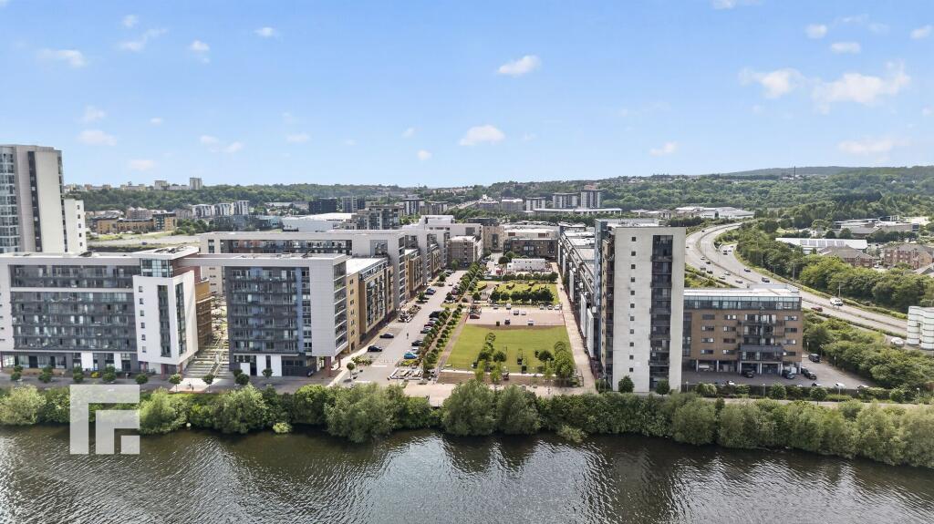 2-bed flat on Kilcredaun House, Prospect Place, Ferry Court, Cardiff, £189,950