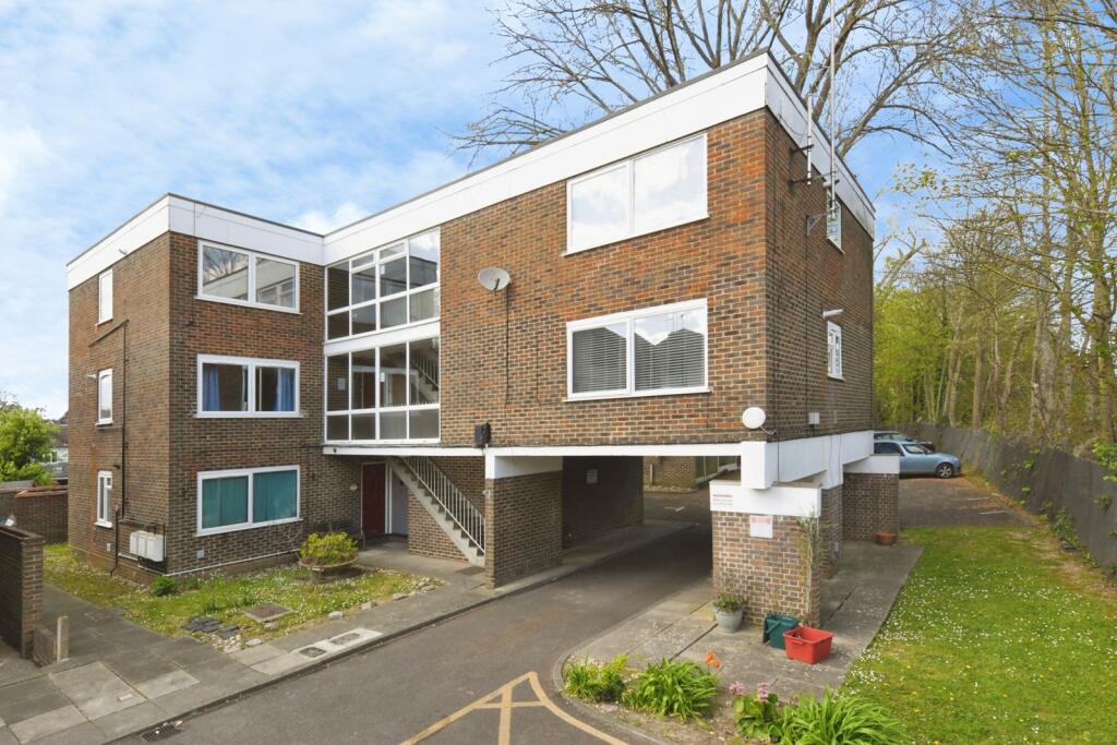 Main image of property: Gordon Road, Shenfield, Brentwood, Essex, CM15