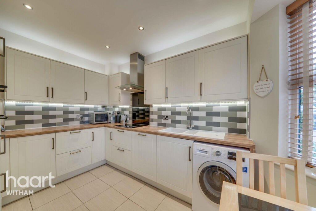 House in Braintree, Witham - View 3