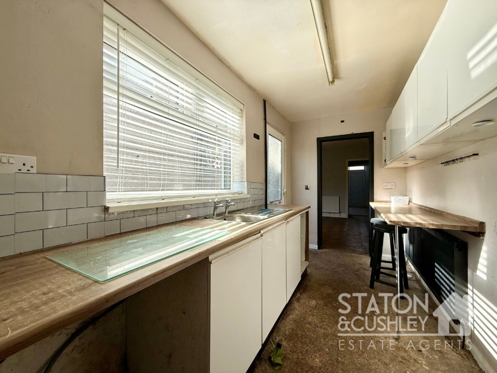 Sherwood Street, Kirkby-In-Ashfield, NG17 photo 4