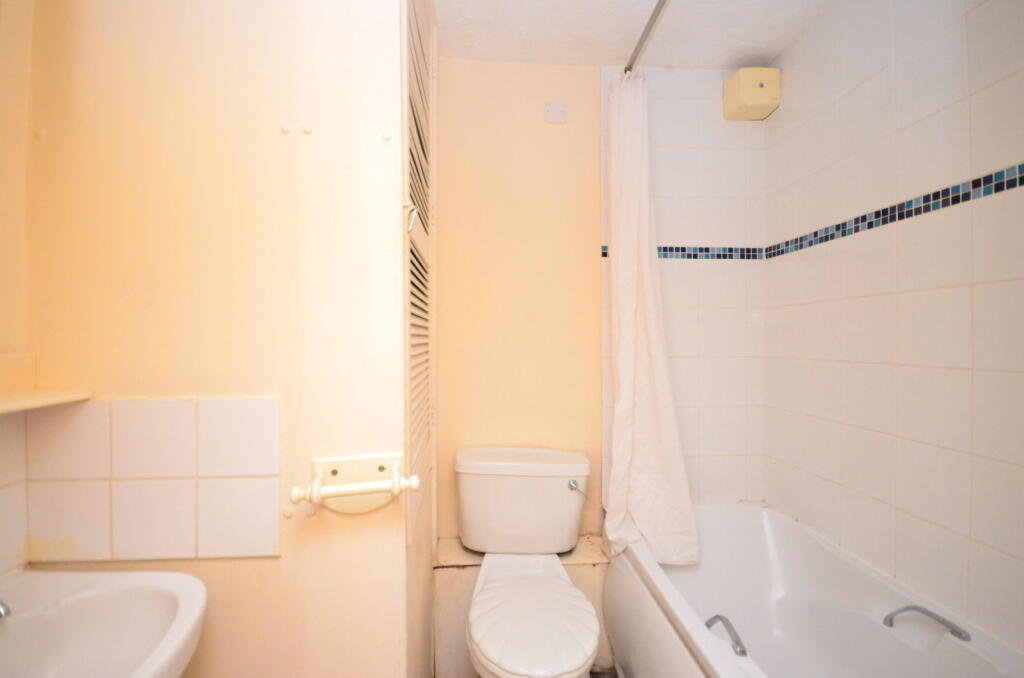 Apartment in Arun, West Barnham - More