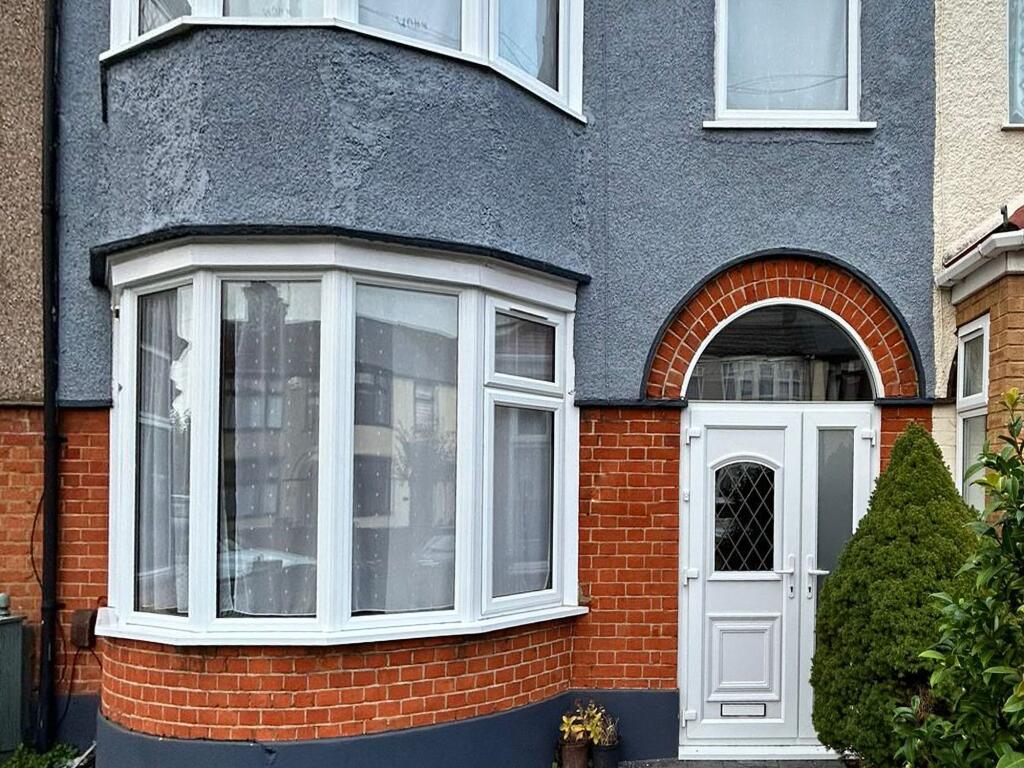 Main image of property: Lyndhurst Gardens, Barking, IG11