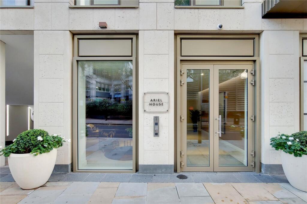 Apartment in London - View 5