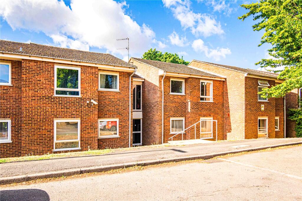 Main image of property: Chiltern Park Avenue, Berkhamsted, Hertfordshire, HP4