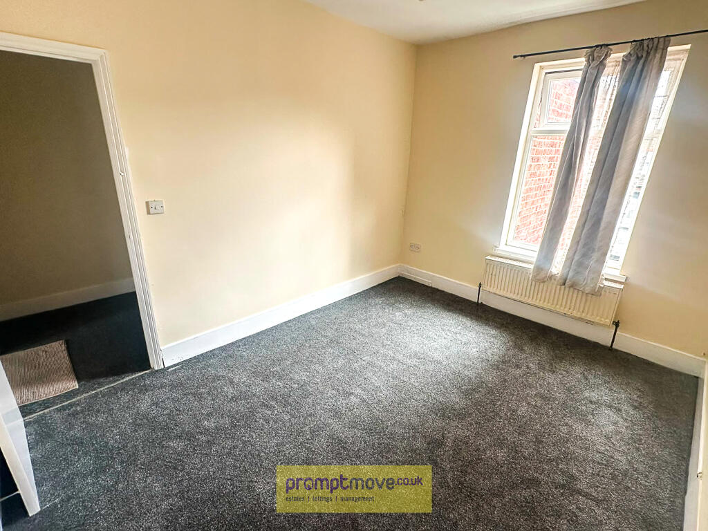 Main image of property: Oak Road Luton LU4 8AA