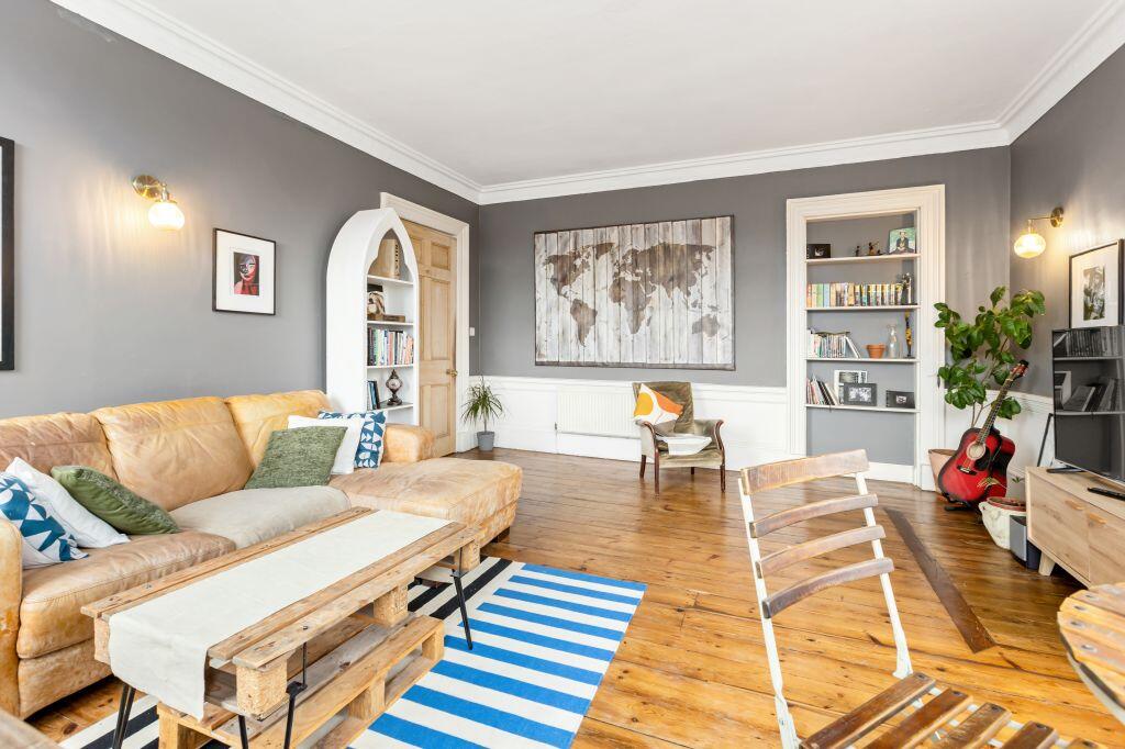 2 (flat 7), Huntly Street, Canonmills, Edinburgh, EH3 5HB photo 4