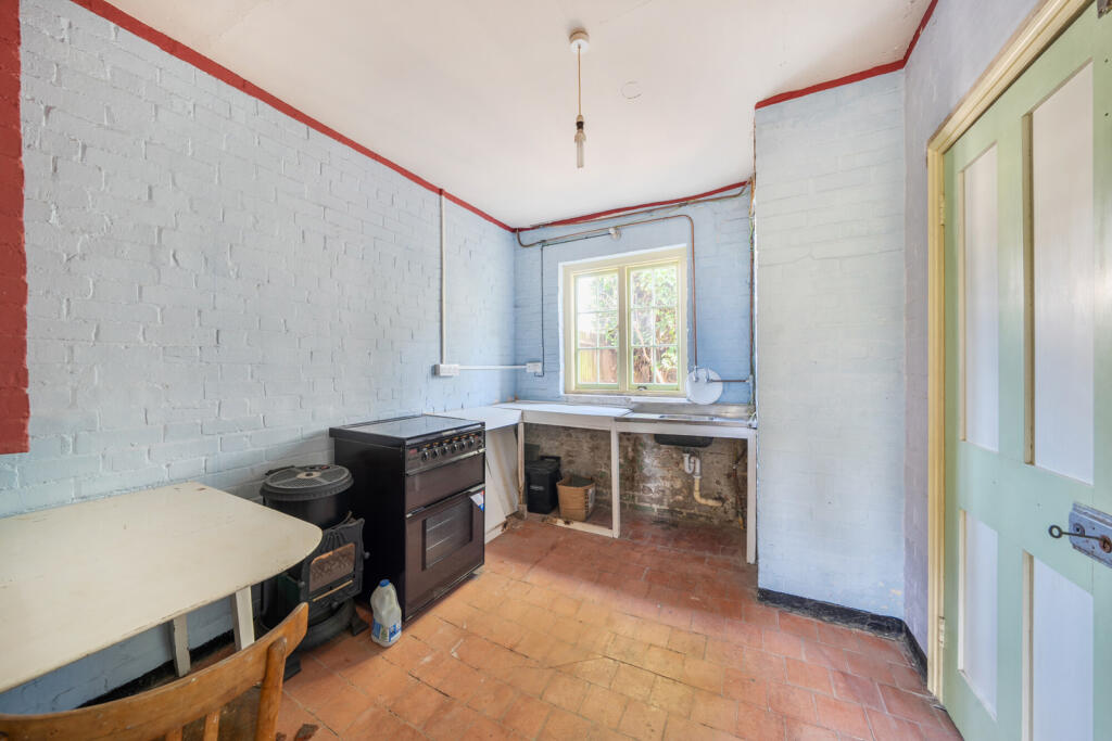 House in London, London Borough of Harrow - View 5
