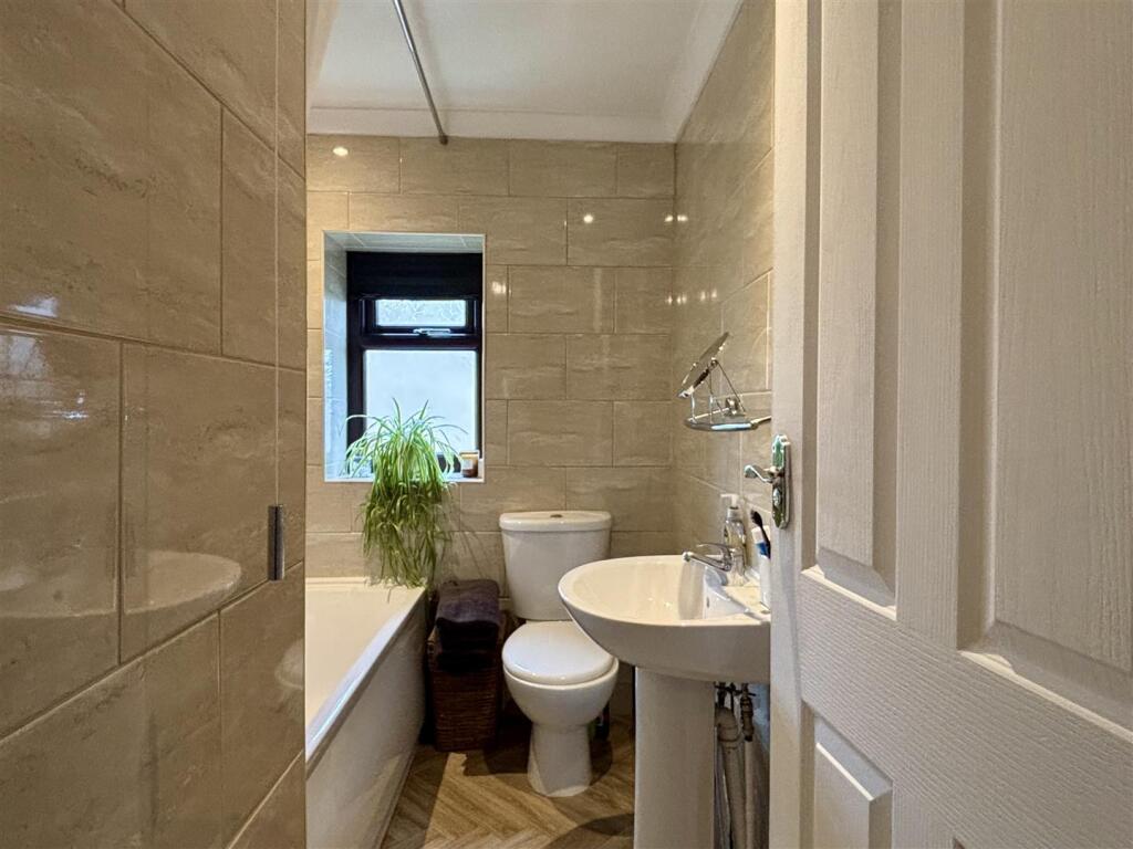 Additional image 15 of Back Field, Thornton