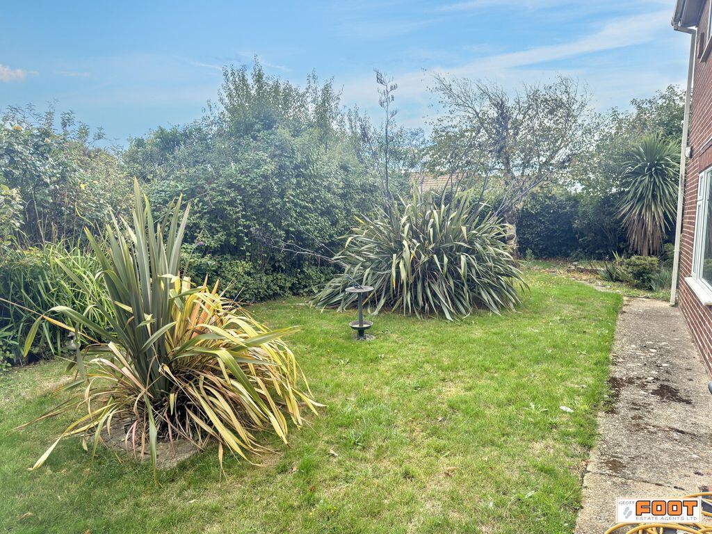 House in Havant, Hampshire - More